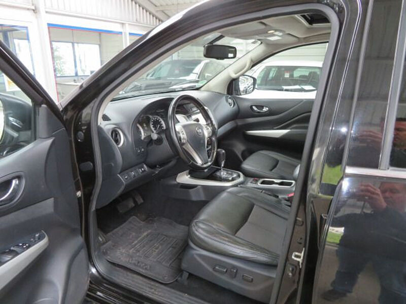 Nissan Navara N-Guard Double Cab 4x4,Seilwinde, Standh. ,